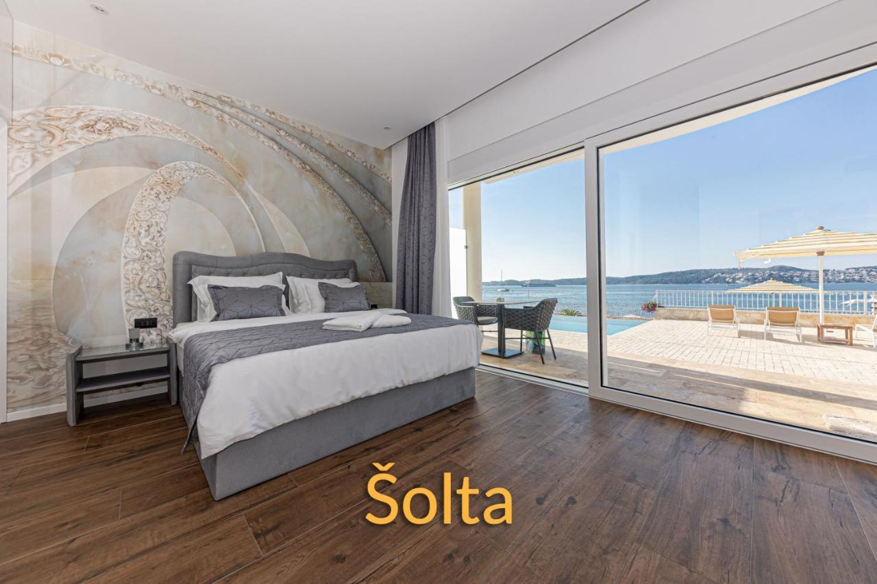 Bella Vista Am